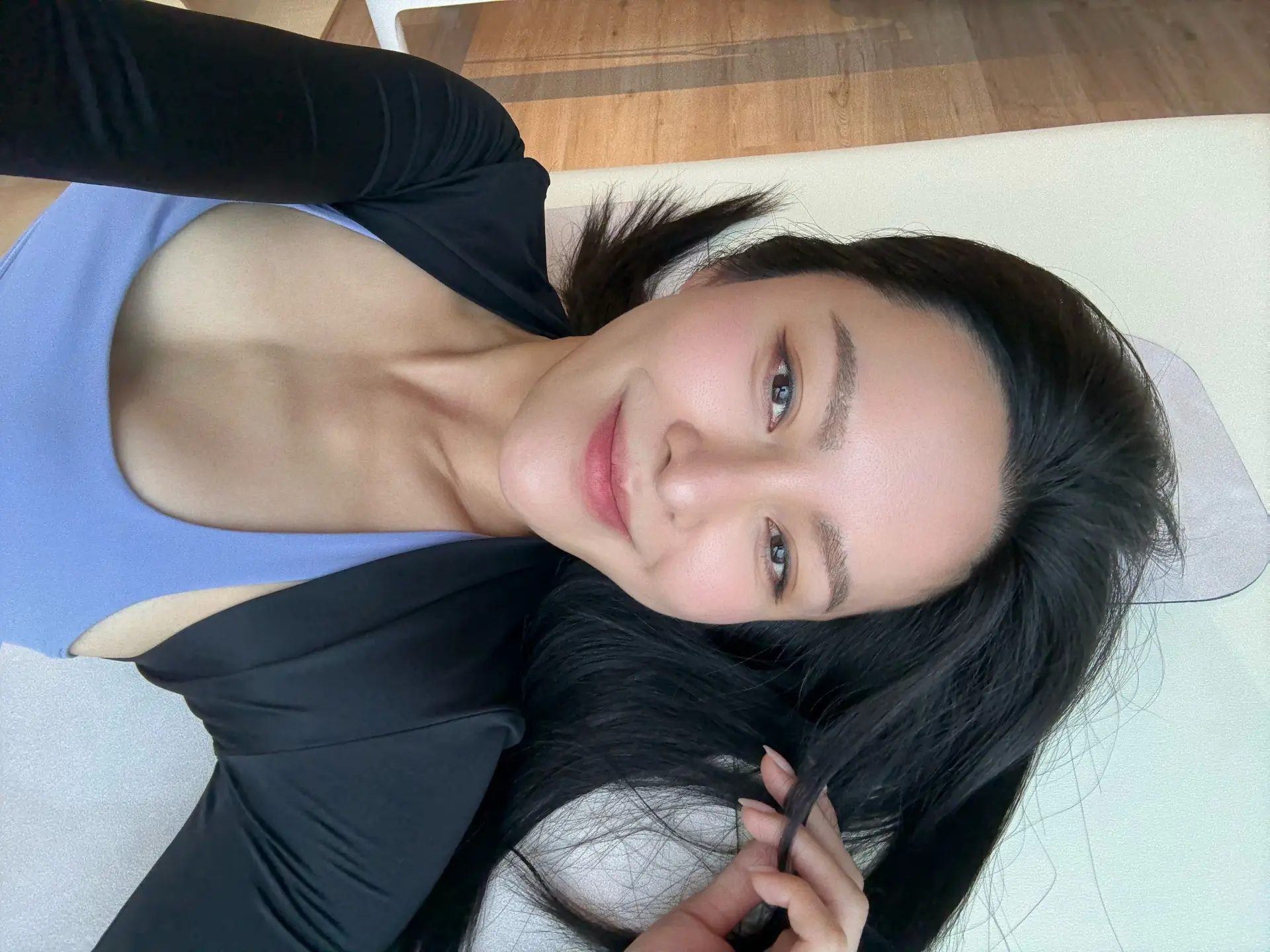 張曦雯更預告大結局是 Happy Ending，還表示現實中希望找到一個像劇中「凌醫師」般的另一半。(圖:張曦雯的新浪微博)