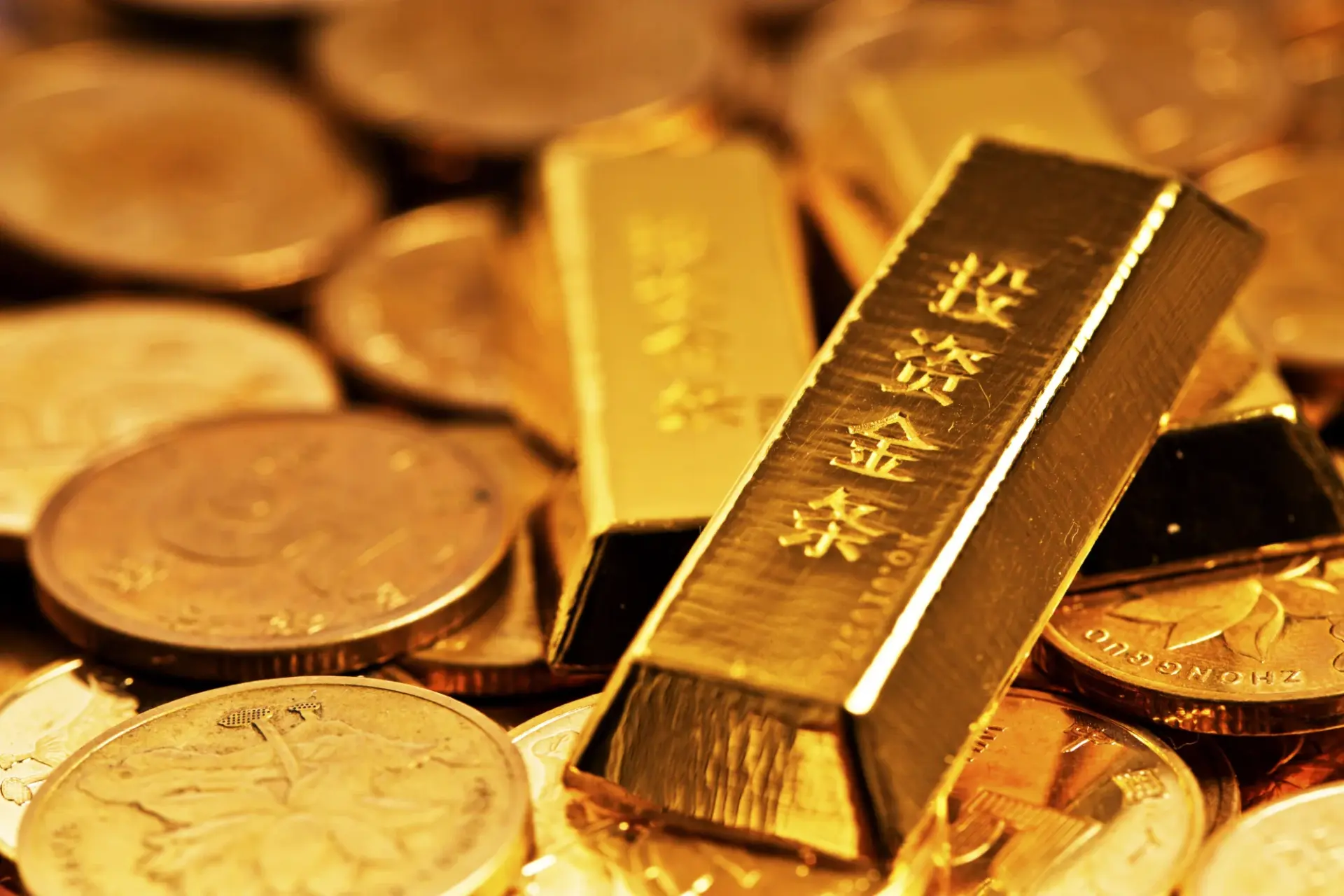實物金條：長線保值首選，成本需細算金條純度高（多為 999.9），升水較低，更貼近國際金價，是長線保值的理想選擇。(圖：網絡翻攝)