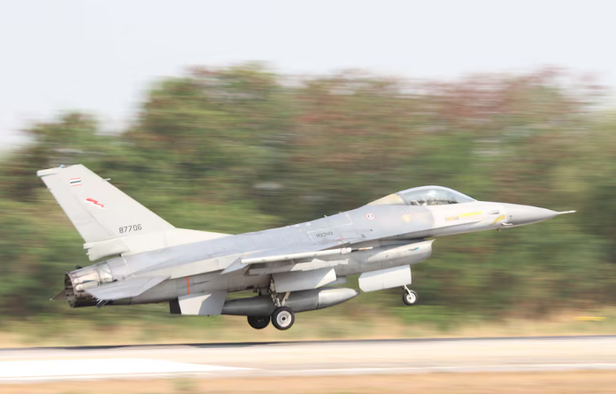 泰國軍方F-16戰機（資料圖片）