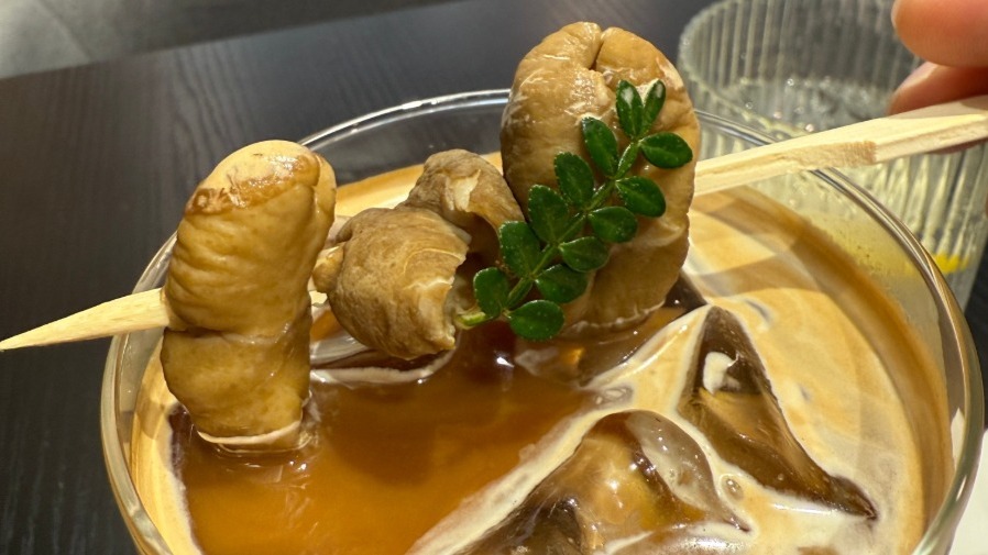 「肥腸拿鐵」橫空出世！呢款拿鐵竟讓業績暴漲 4 倍？的封面圖片