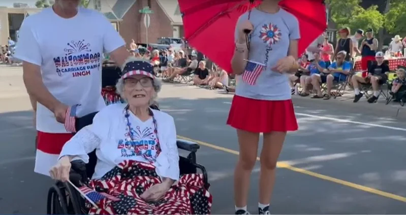 Bonita Gibson迎來114歲生日，受邀參加2025 年的底特律國慶遊行。（來源：CBS Detroit@YouTube）