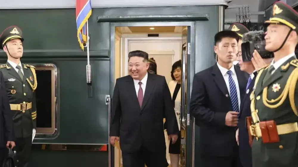 北韓領導人金正恩出訪「太陽號」超奢華，專用廁所緊跟隨，新加坡行竟空運！煙蒂、飯店 DNA 都嚴防，生物保密玩出新高度！（來源：新華社）