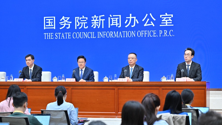 中國「十四五」經濟增量將超過35萬億元人民幣的封面圖片