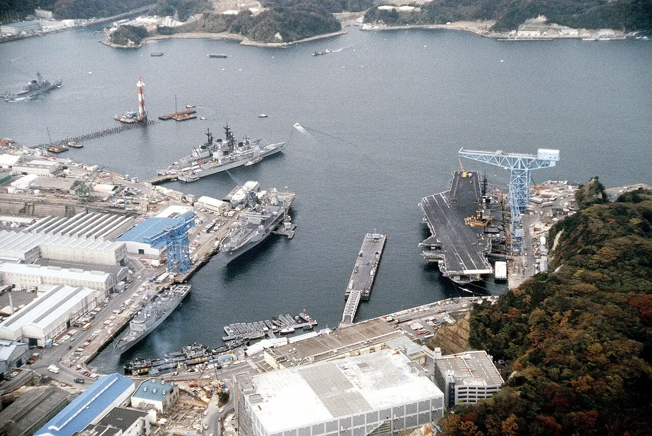駐日美軍在日本使用的橫須賀海軍設施(美國海軍)