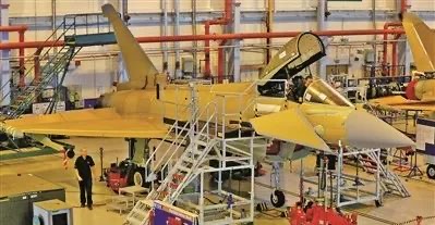 「陣風」戰鬥機在印度設立首個海外機身生產線，預計自2028年起每月交付兩架完整機身。(中新社圖片）
