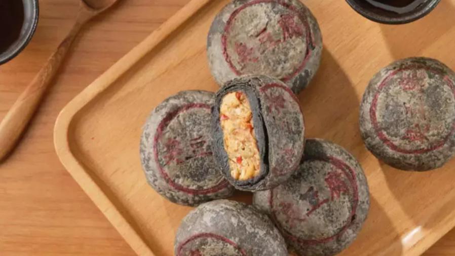 「臭豆腐月餅」中秋來襲！到底是奇葩還是美味？的封面圖片