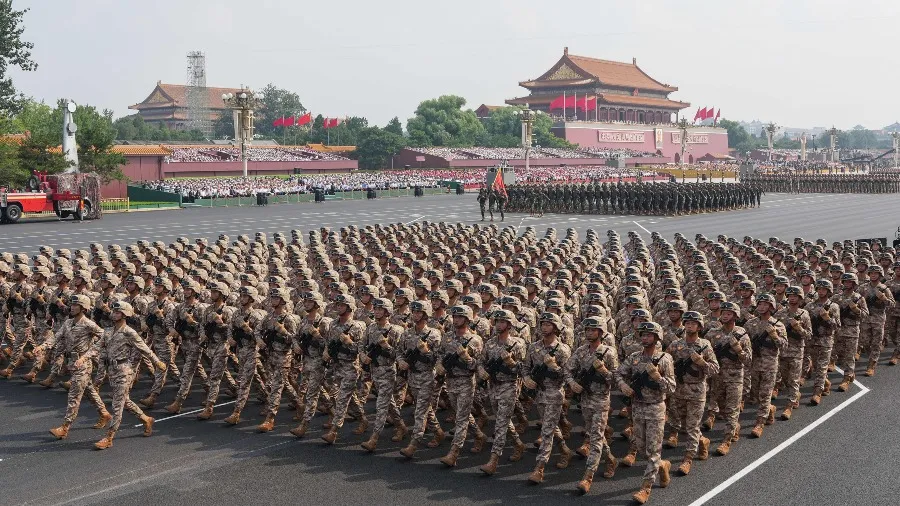 2025九三大閱兵：中國軍事力量全新展示與國際格局的隱喻的封面圖片