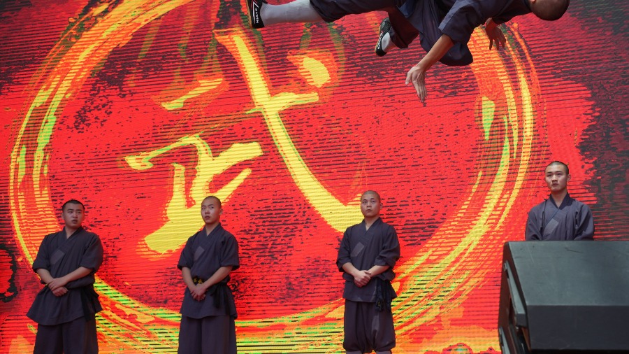 少林寺釋永信出事只是冰山一角的封面圖片